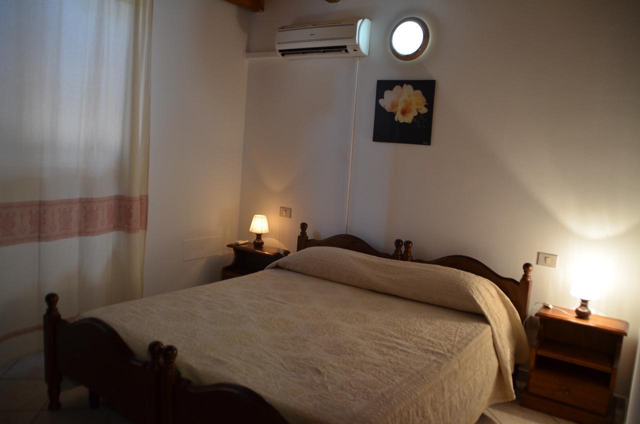 San Giovanni Suèrgiu Agriturismo Agrifoglio מראה חיצוני תמונה