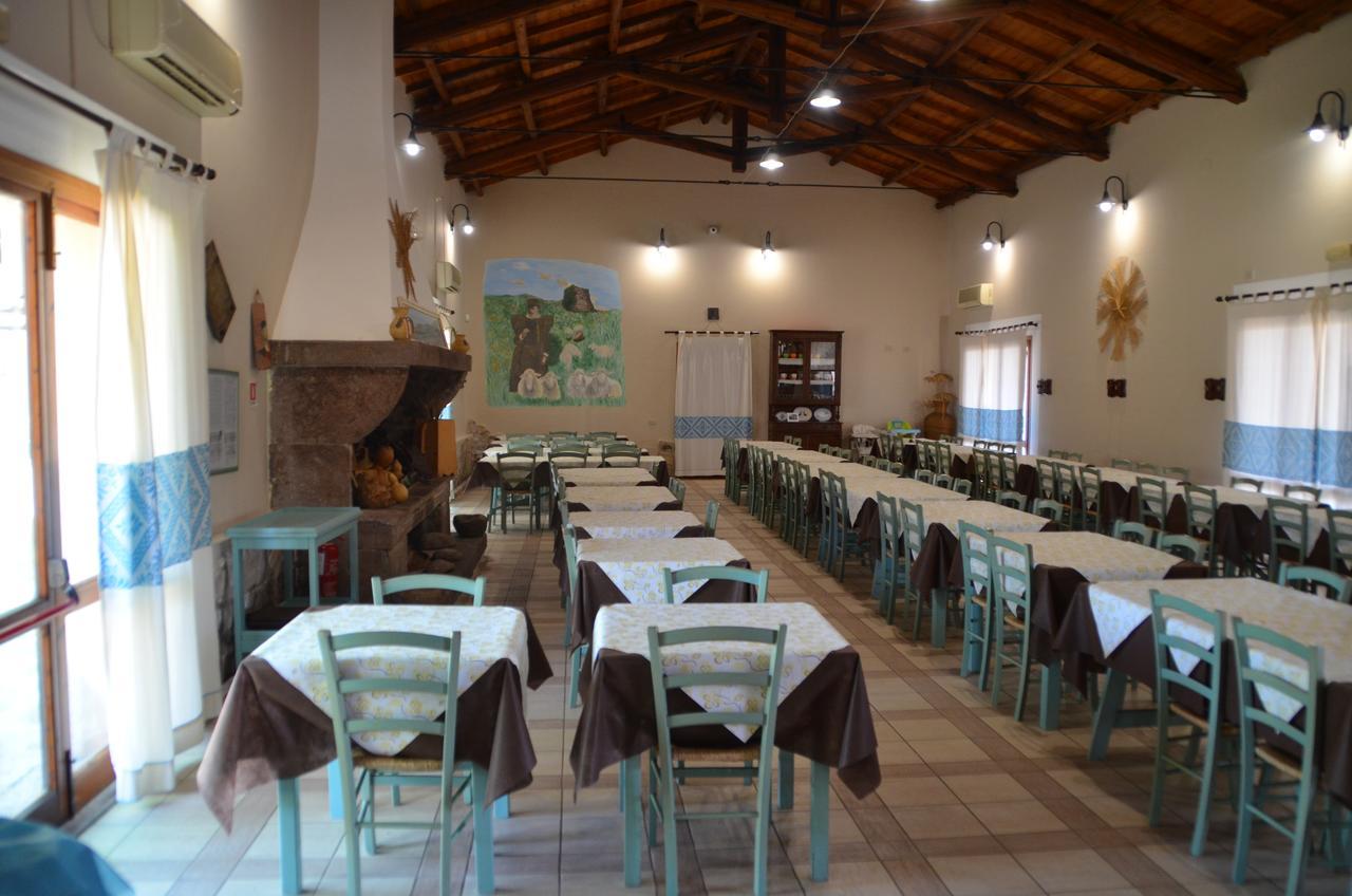 San Giovanni Suèrgiu Agriturismo Agrifoglio מראה חיצוני תמונה